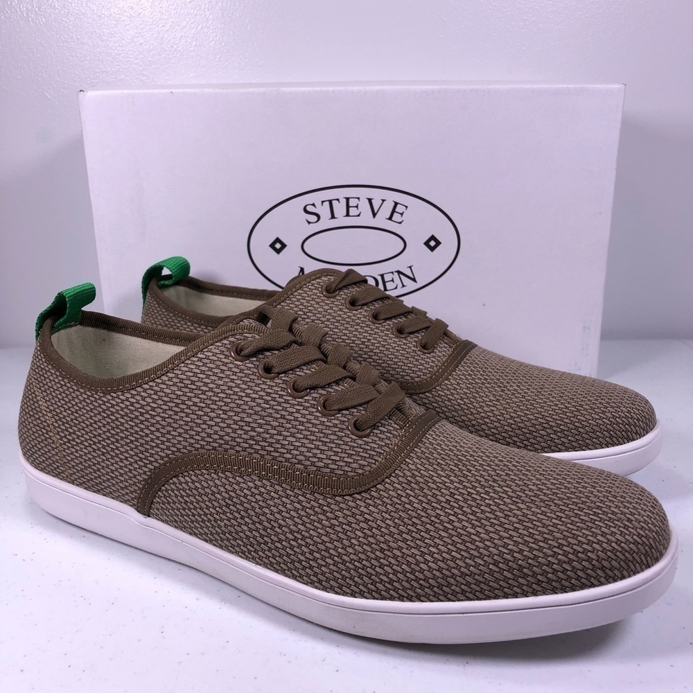 STEVE Madden Fauster Taupe Fab Lace Up Sneakers